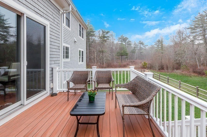 Mattapoisett, Massachusetts 02739, United States, 4 Bedrooms Bedrooms, ,3 BathroomsBathrooms,Residential,Active,104592