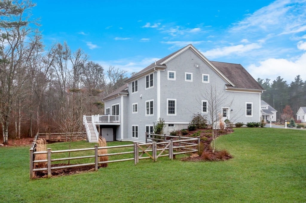 Mattapoisett, Massachusetts 02739, United States, 4 Bedrooms Bedrooms, ,3 BathroomsBathrooms,Residential,Active,104592