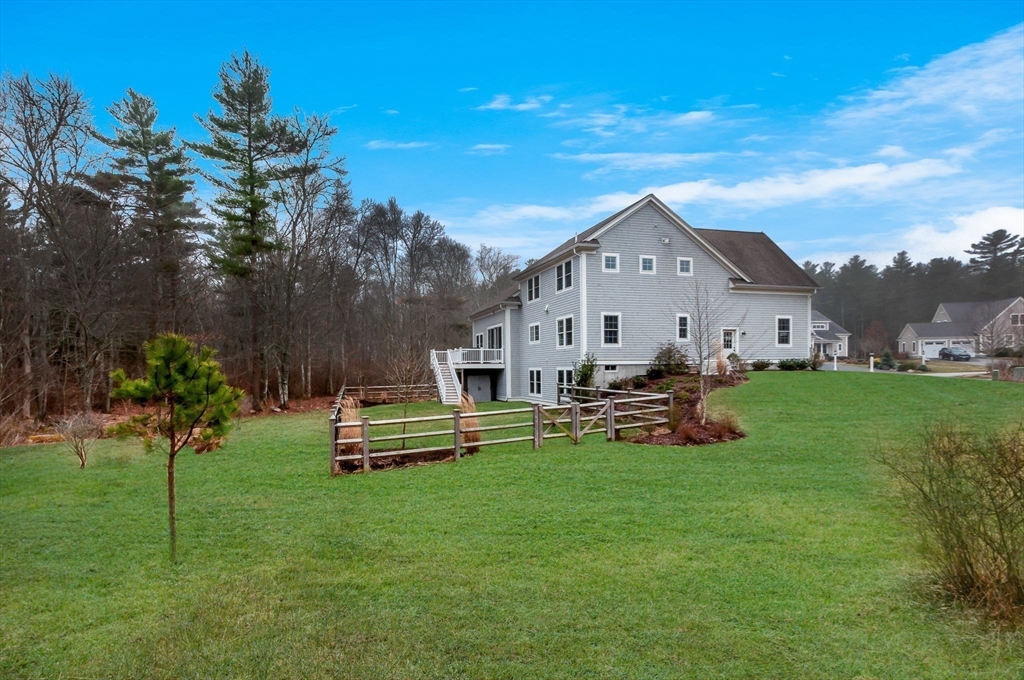 Mattapoisett, Massachusetts 02739, United States, 4 Bedrooms Bedrooms, ,3 BathroomsBathrooms,Residential,Active,104592