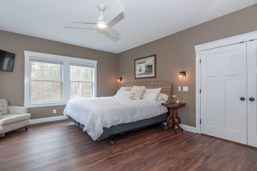 Mattapoisett, Massachusetts 02739, United States, 4 Bedrooms Bedrooms, ,3 BathroomsBathrooms,Residential,Active,104592