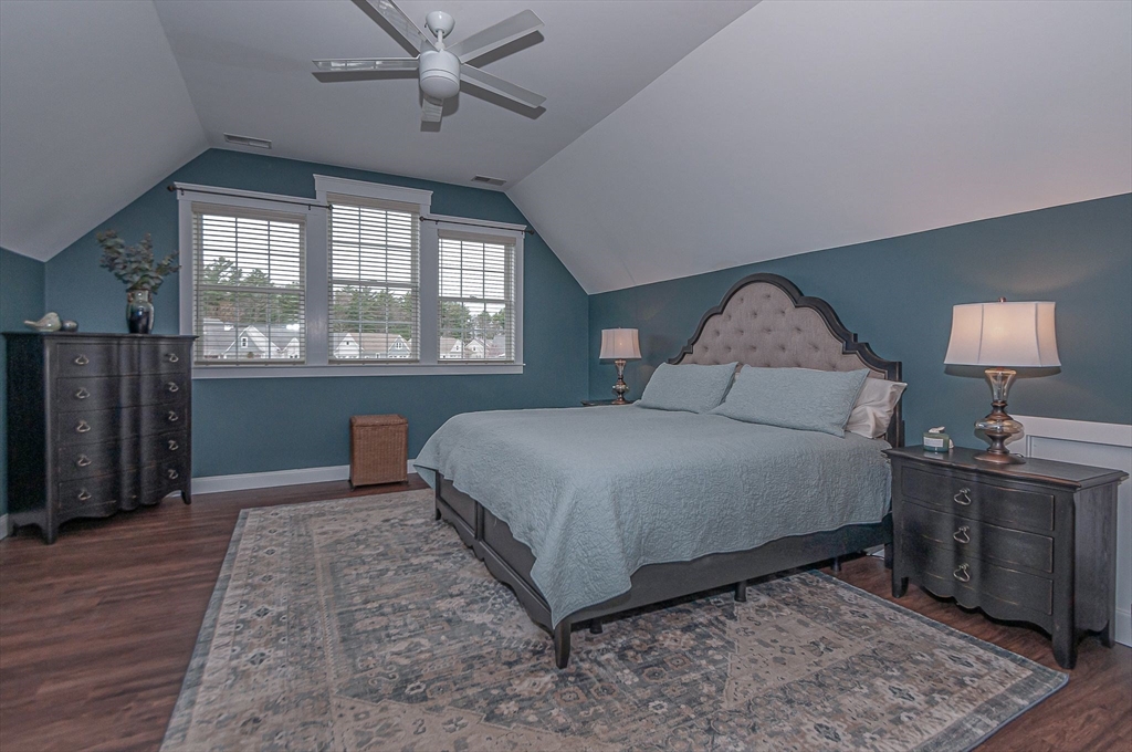 Mattapoisett, Massachusetts 02739, United States, 4 Bedrooms Bedrooms, ,3 BathroomsBathrooms,Residential,Active,104592