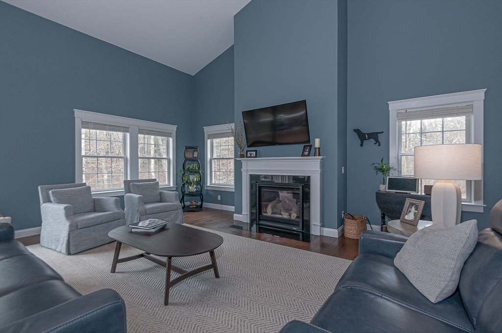 Mattapoisett, Massachusetts 02739, United States, 4 Bedrooms Bedrooms, ,3 BathroomsBathrooms,Residential,Active,104592