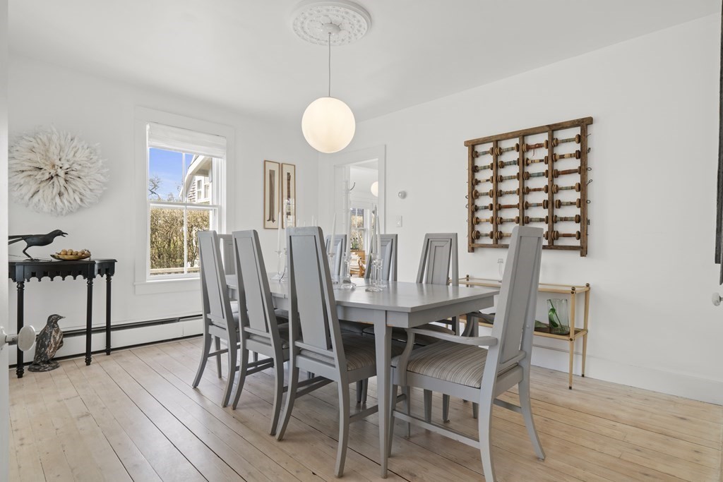 2 Cabot Lane