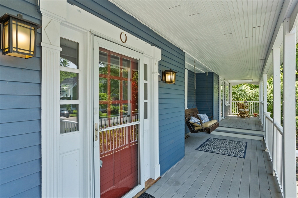 8 Winthrop Avenue