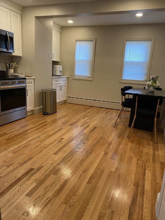 60 Rencelau St