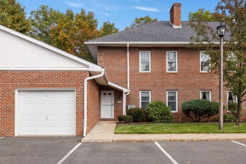 15 B Castle Hill Rd. B Agawam MA 01001