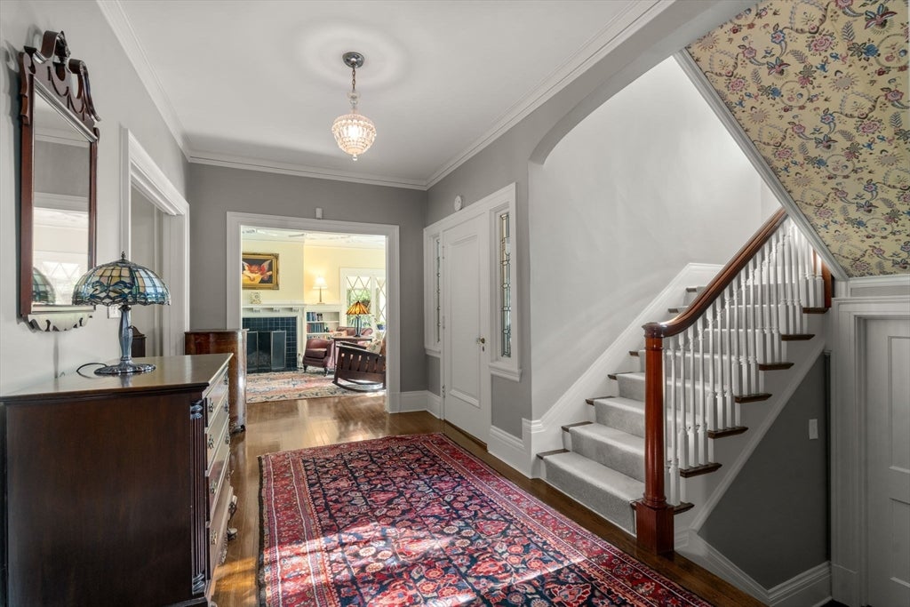 22 Whitman Rd