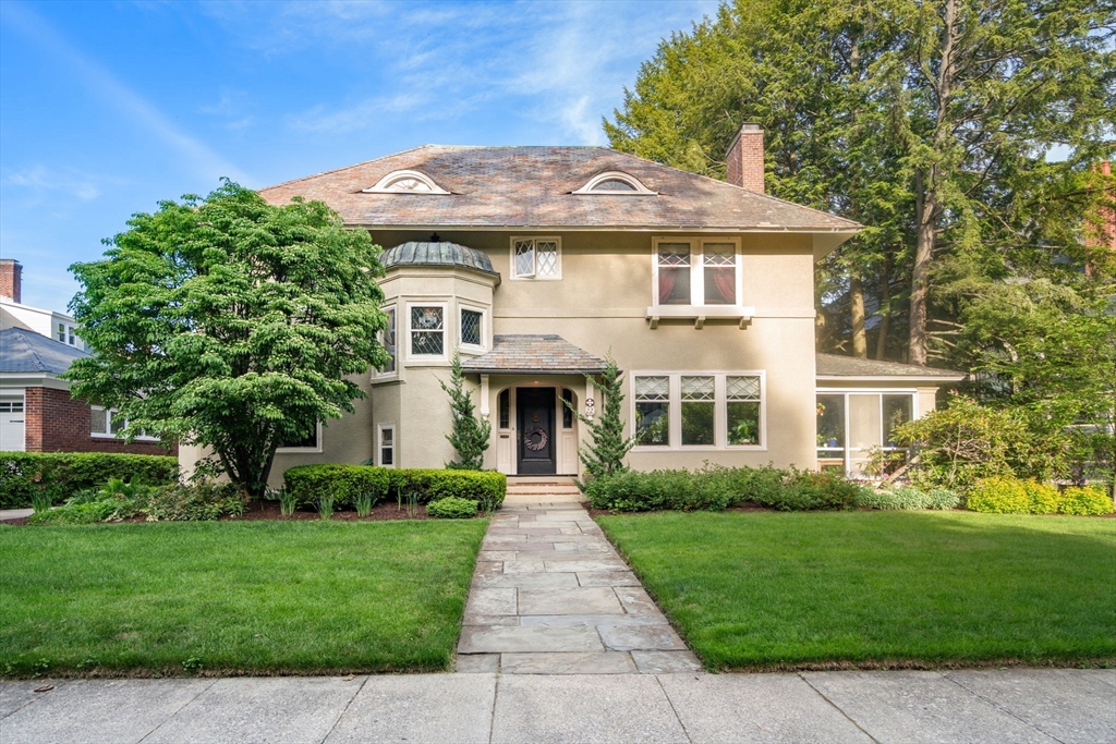 22 Whitman Rd