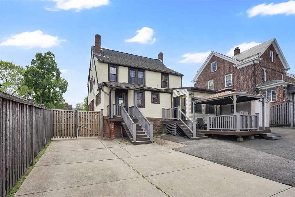 146 Bellevue Ave, Springfield, MA Photo #6
