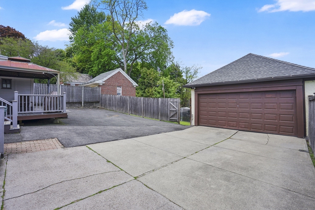 146 Bellevue Ave