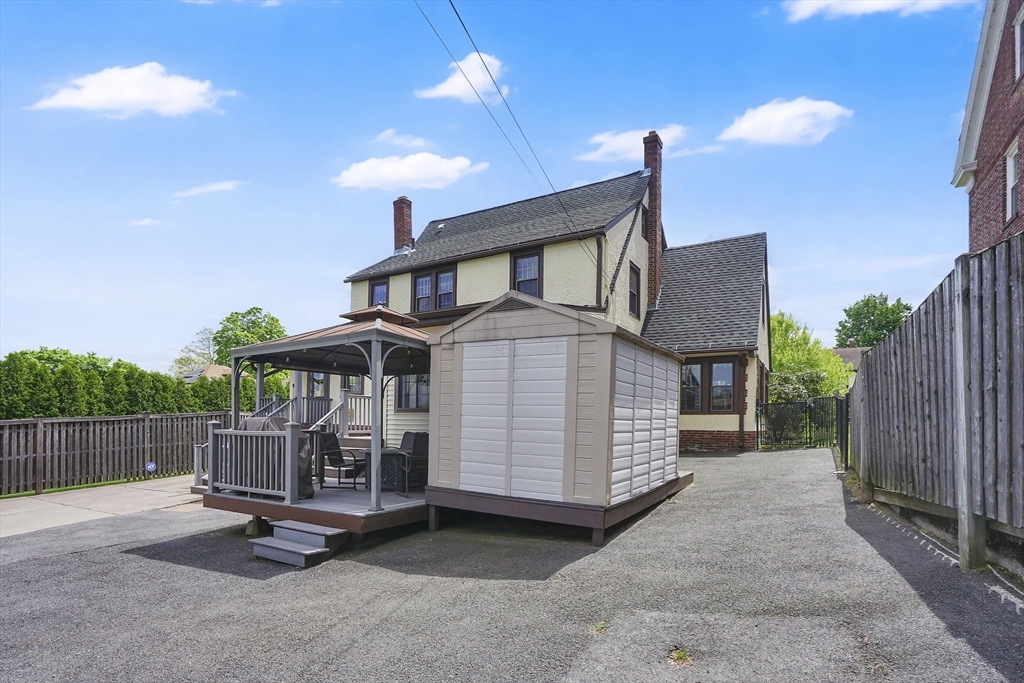 146 Bellevue Ave, Springfield, MA Photo #8