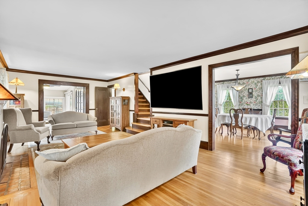 146 Bellevue Ave, Springfield, MA Photo #13