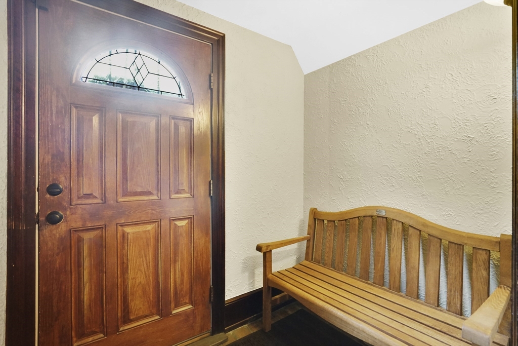 146 Bellevue Ave, Springfield, MA Photo #10