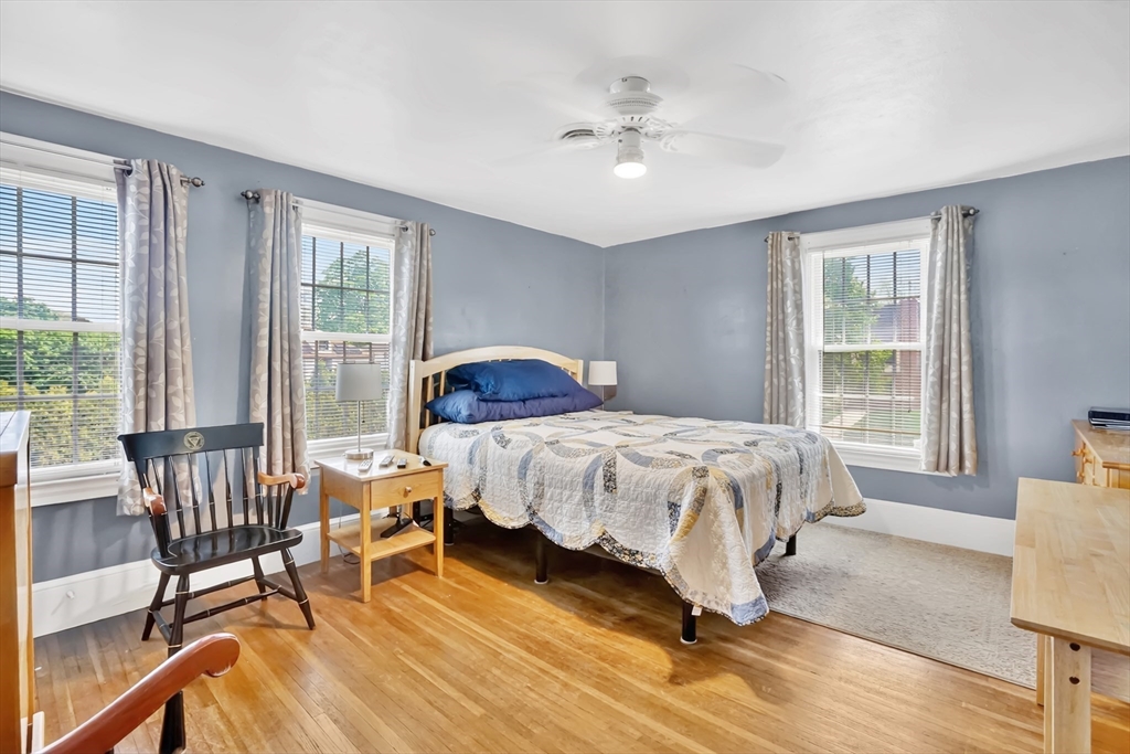 146 Bellevue Ave, Springfield, MA Photo #34