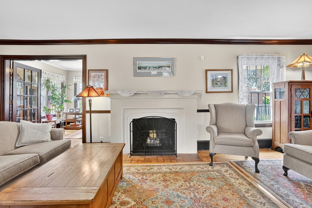 146 Bellevue Ave, Springfield, MA Photo #16