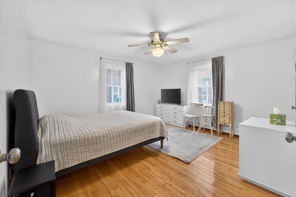 21 Hammond Pond Prkw PKWY #2, Newton, MA Photo #24