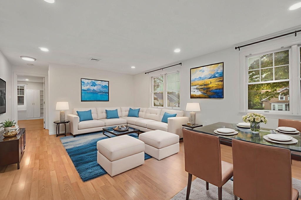 14 Webb Place 1B