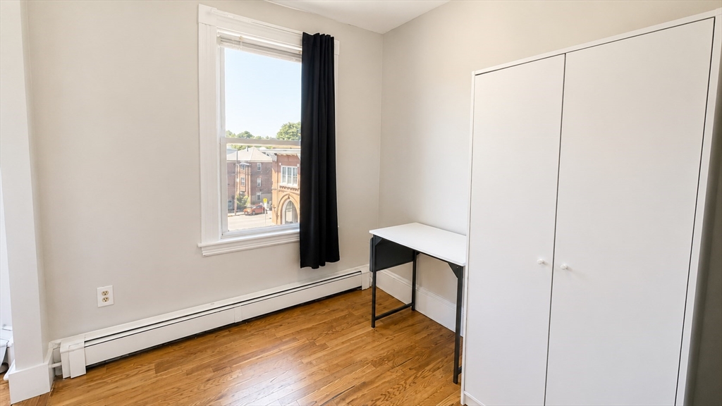4 Sherman St 2