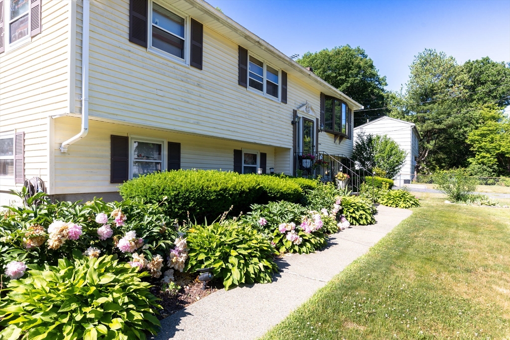 14 Highfield Dr