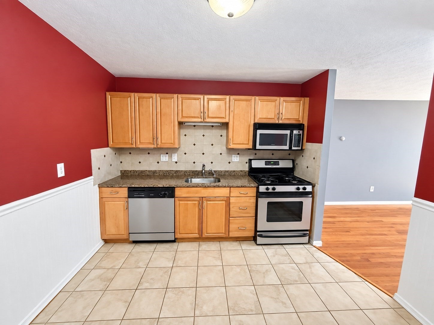 458-460 Eastern Ave 15