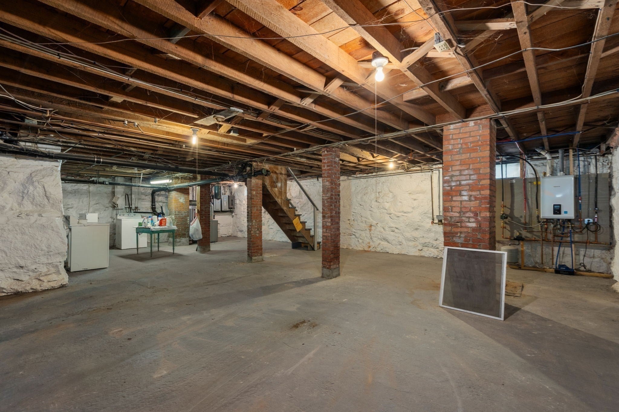 106 Chestnut St, Southbridge, MA Photo #33
