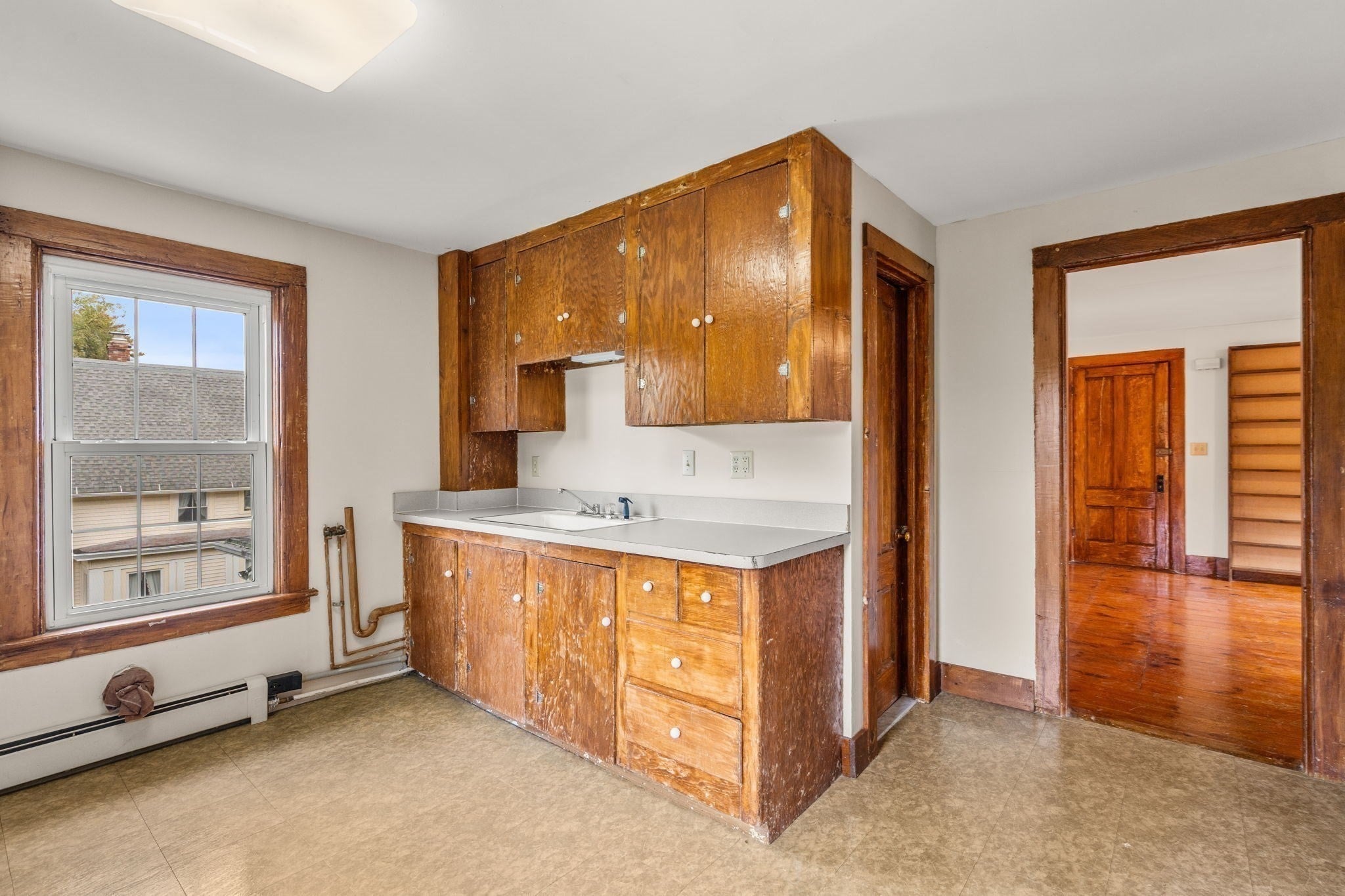 106 Chestnut St, Southbridge, MA Photo #30