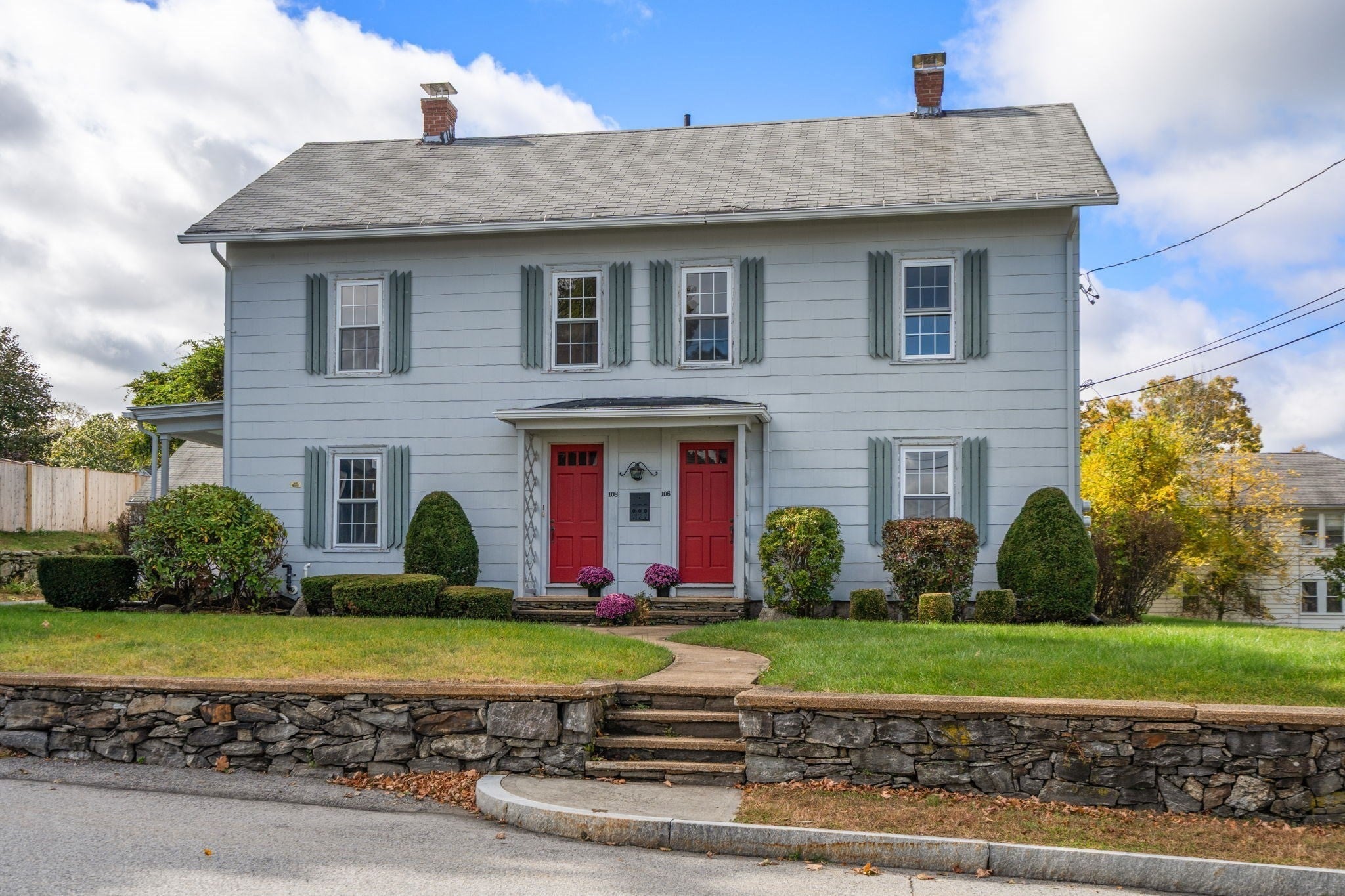 Photo of 106 Chestnut St, Southbridge, MA