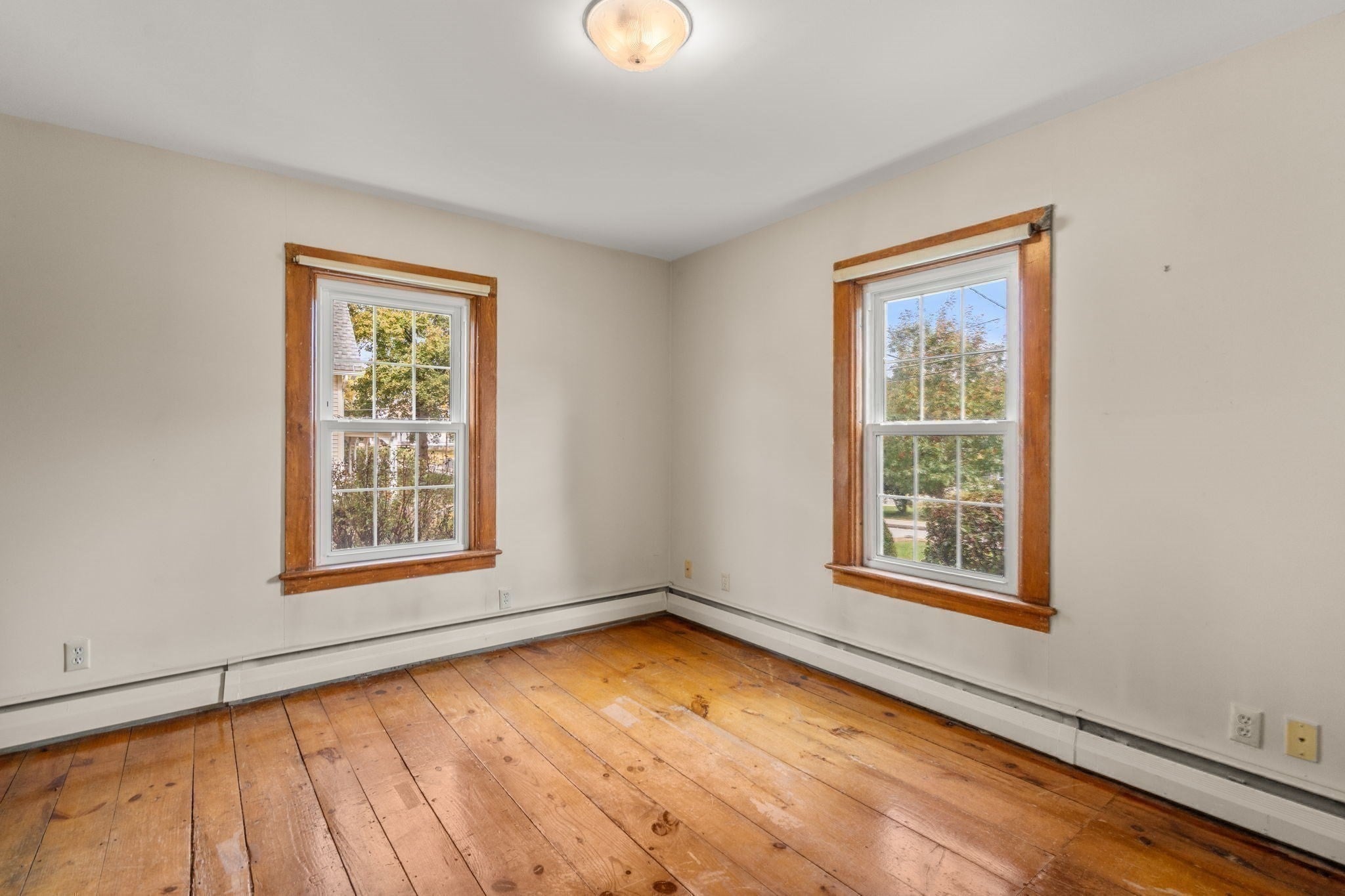 106 Chestnut St, Southbridge, MA Photo #18