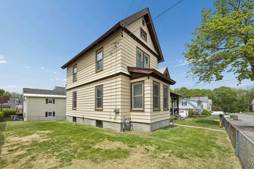 216 Walnut Street, Clinton, MA Photo #38