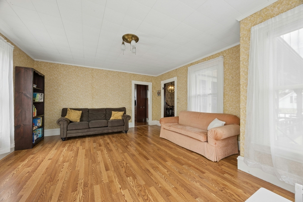 216 Walnut Street, Clinton, MA Photo #16