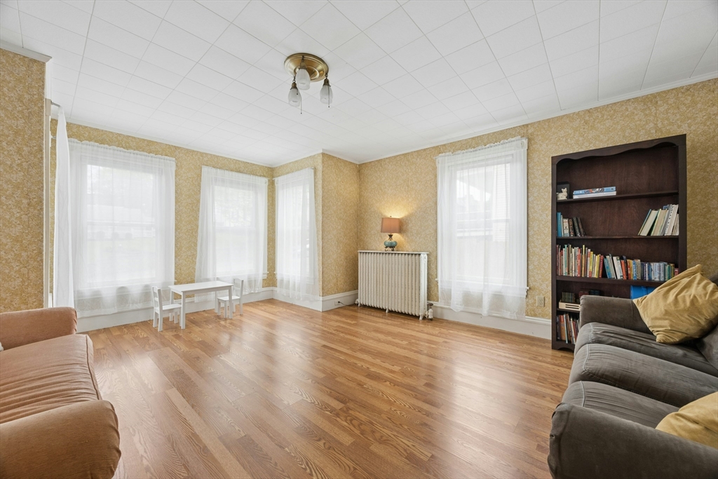 216 Walnut Street, Clinton, MA Photo #32