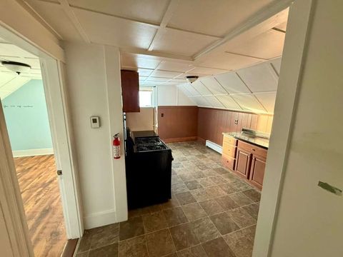 Photo of 38 Mount Pleasant St #3, North Brookfield, MA 01535 (MLS # 73475664)