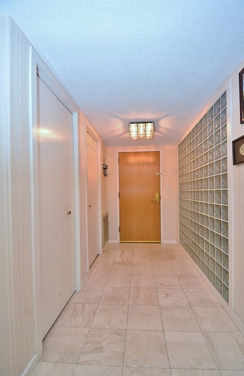 166 Place Ln #166, Woburn, MA Photo #8