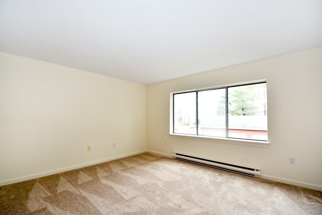 166 Place Ln #166, Woburn, MA Photo #11