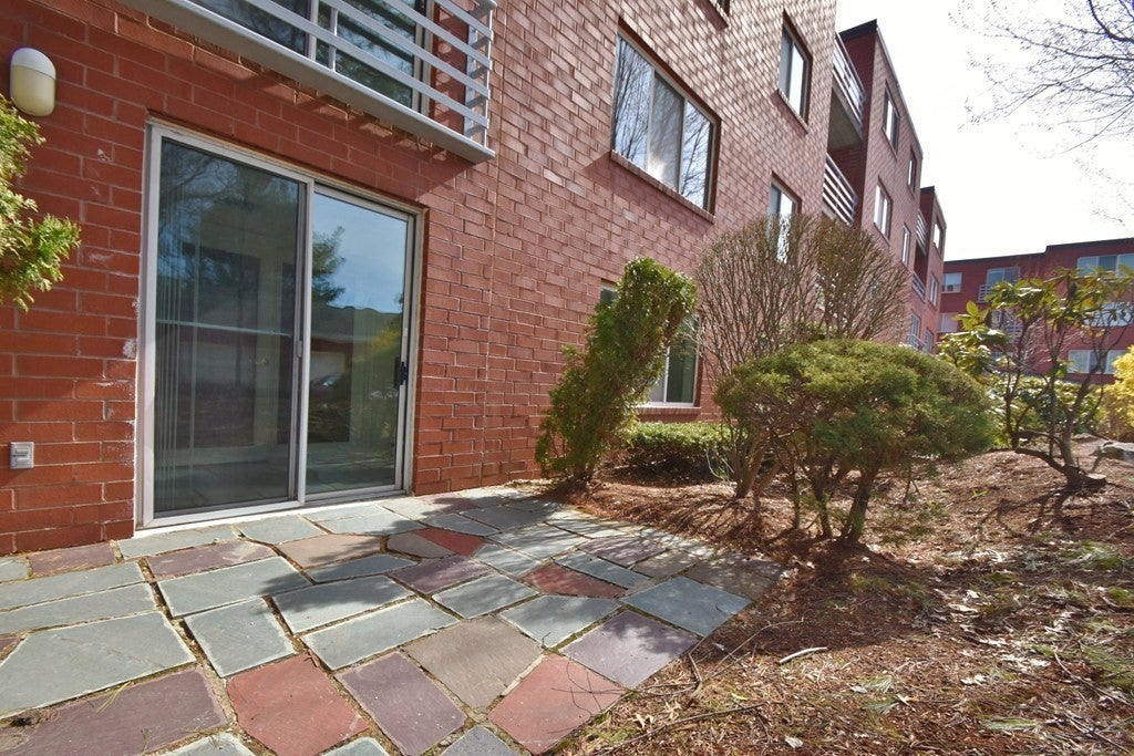 166 Place Ln #166, Woburn, MA Photo #19
