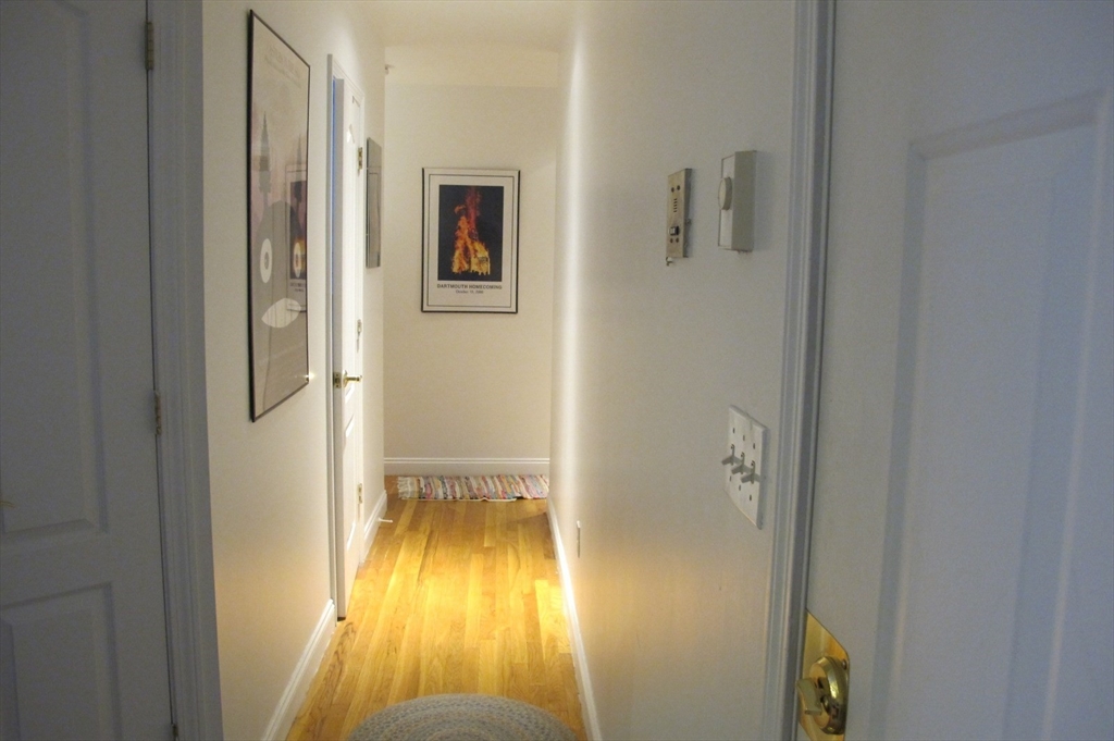91 Prince St. 17