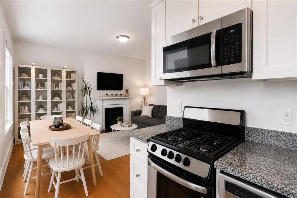 62 West Cedar ST #C, Boston, MA Photo #4