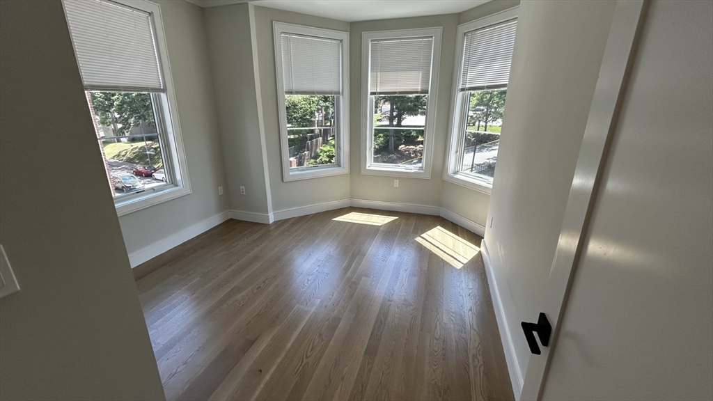 104-106 Warren St. 6