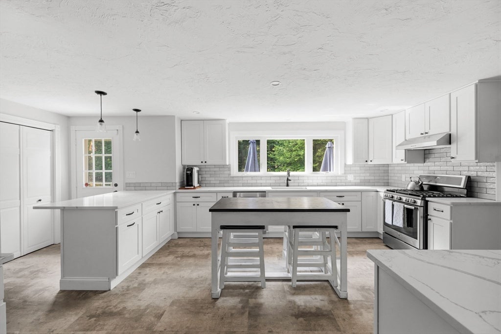 89 Manns Drive, Hanover, MA, 89 Manns Drive, Hanover, MA Photo #17
