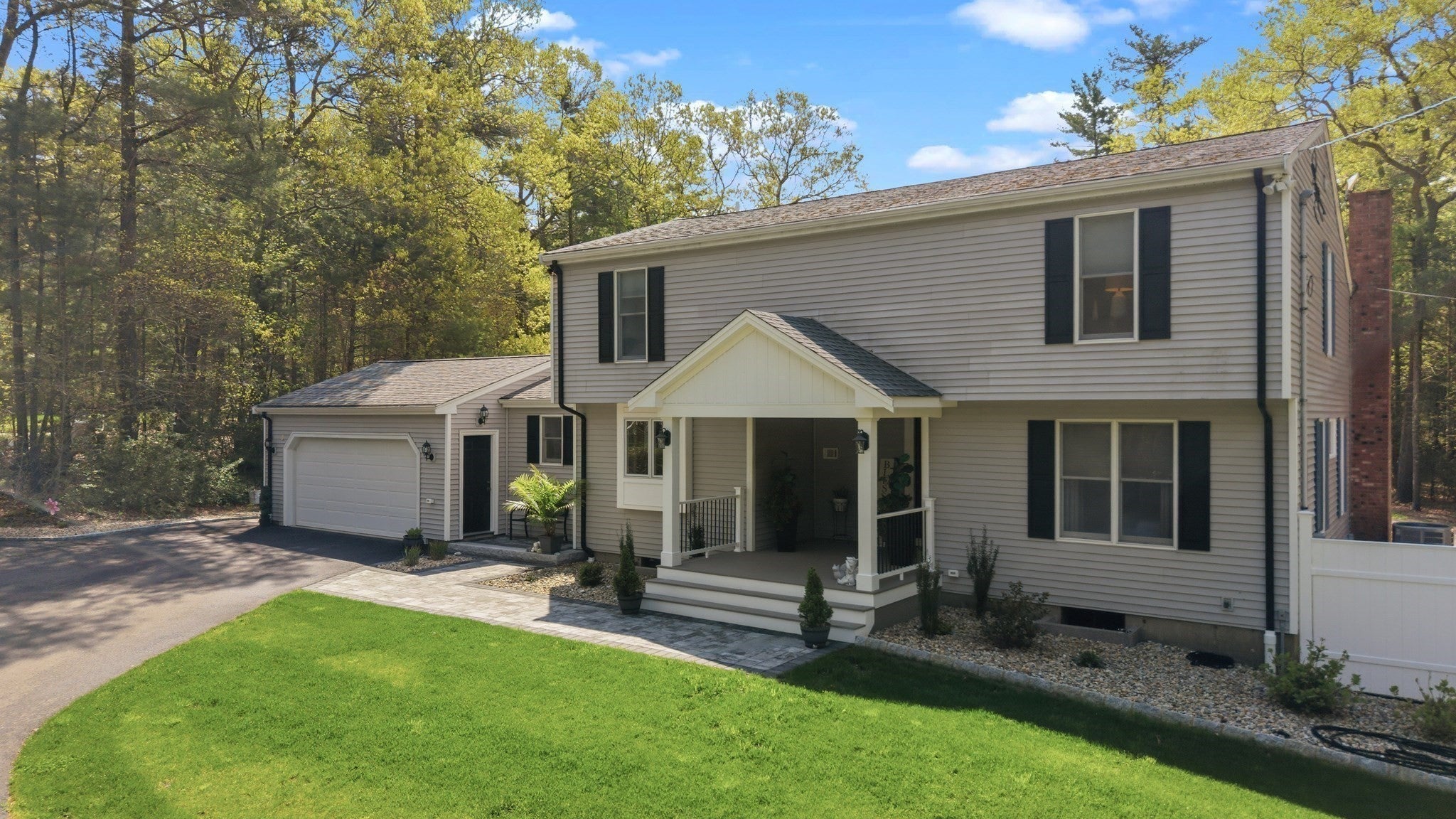 61 Montgomery ST, Lakeville MA 02347