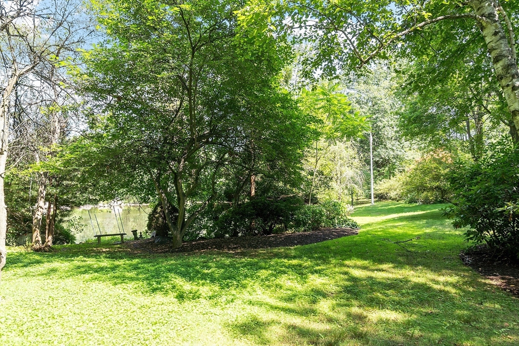 16 Solomon Pierce Rd