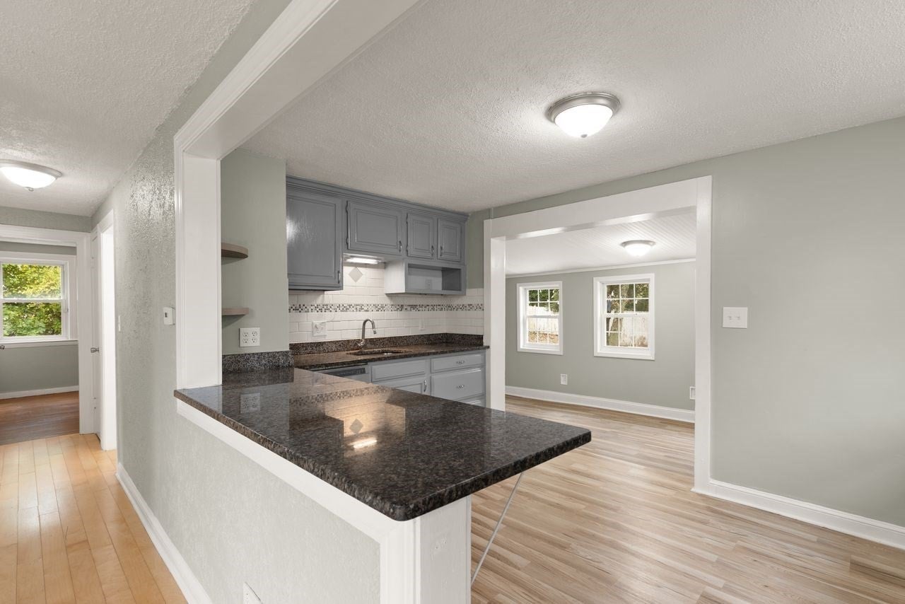 519 Turnpike St, Easton, MA Photo #18