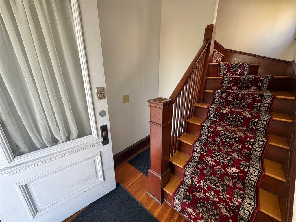 29 Woodrow Ave #2, Newton, MA, 29 Woodrow Ave #2, Newton, MA Photo #2
