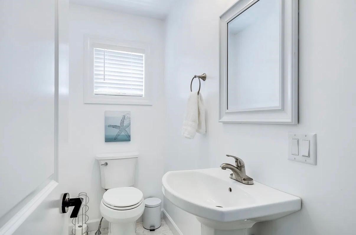 25 Hampden Rd, Falmouth, MA, 25 Hampden Rd, Falmouth, MA Photo #3