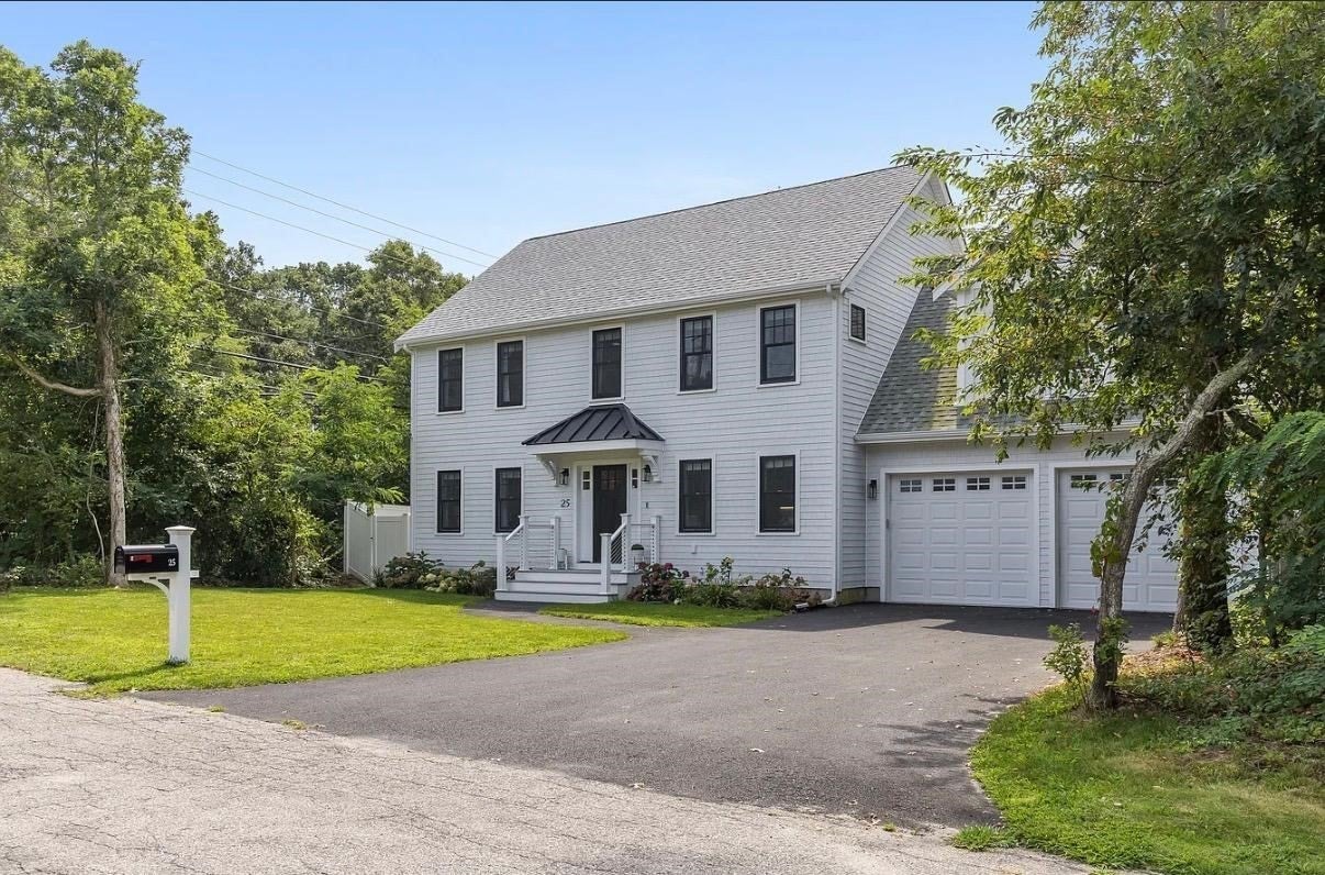 25 Hampden Rd, Falmouth, MA, 25 Hampden Rd, Falmouth, MA Photo #1