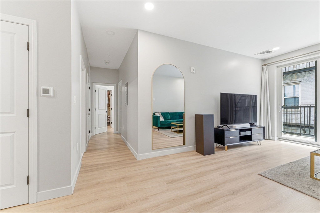 157 Chestnut St #203, Chelsea, MA, 157 Chestnut St #203, Chelsea, MA Photo #10