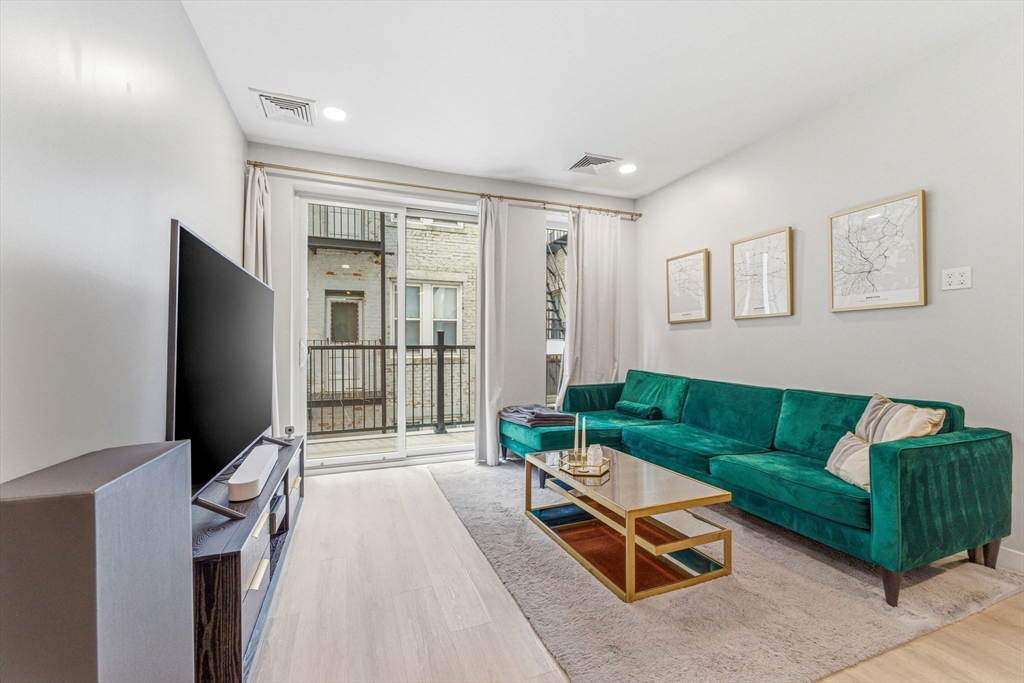 157 Chestnut St #203, Chelsea, MA, 157 Chestnut St #203, Chelsea, MA Photo #7