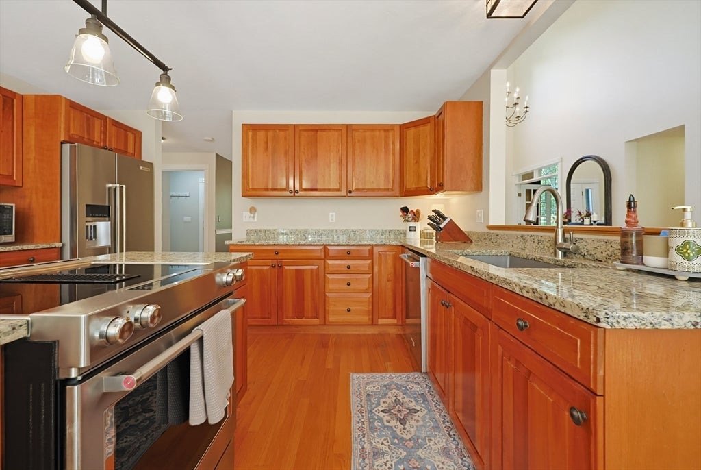 31 Hockanum Rd, Hadley, MA Photo #14