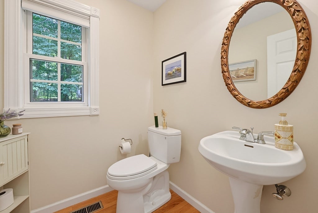 31 Hockanum Rd, Hadley, MA Photo #20