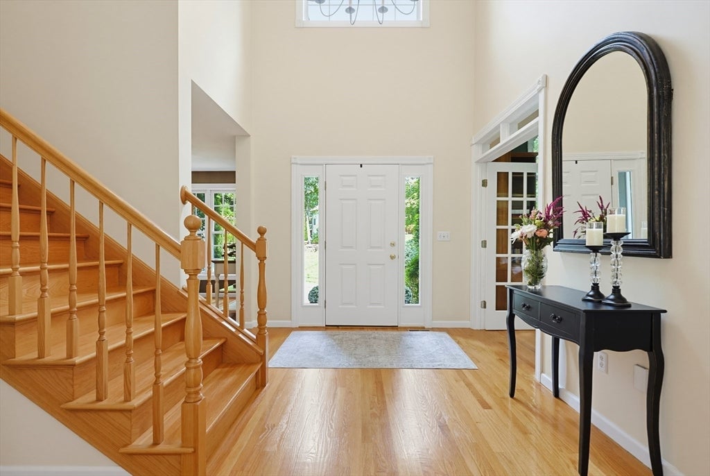 31 Hockanum Rd